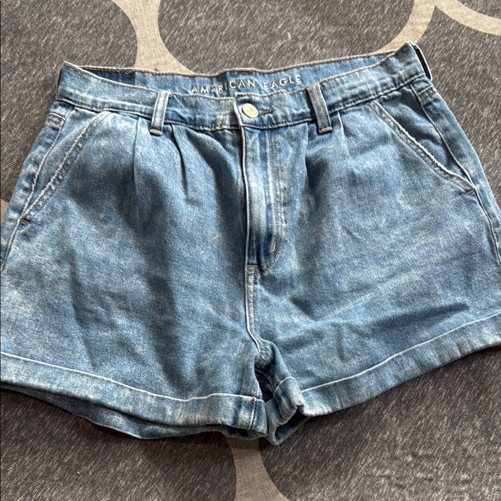 American Eagle Outfitters Women's Blue Denim Shorts